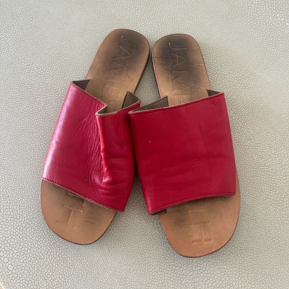 JAMES SMITH OFF DUTY SLIDES IN RED LEATHER, SIZE 8